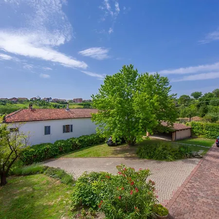 Casa Clizia * Montegrosso dʼAsti