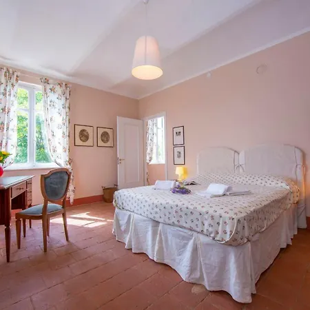 Casa Clizia Montegrosso dʼAsti